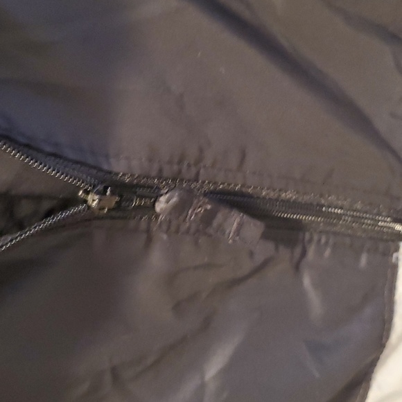 Wake Forest Light wind breaker by Columbia Size M (48) - Picture 4 of 7